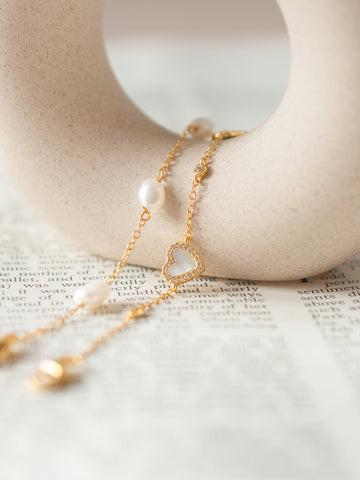 Dainty Scattered Pearl Bracelet